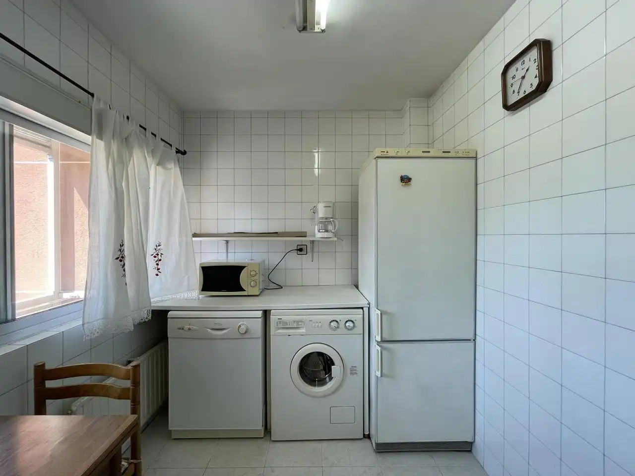 Cocina de Piso en venta en A Coruña Capital  con Calefacción y Trastero
