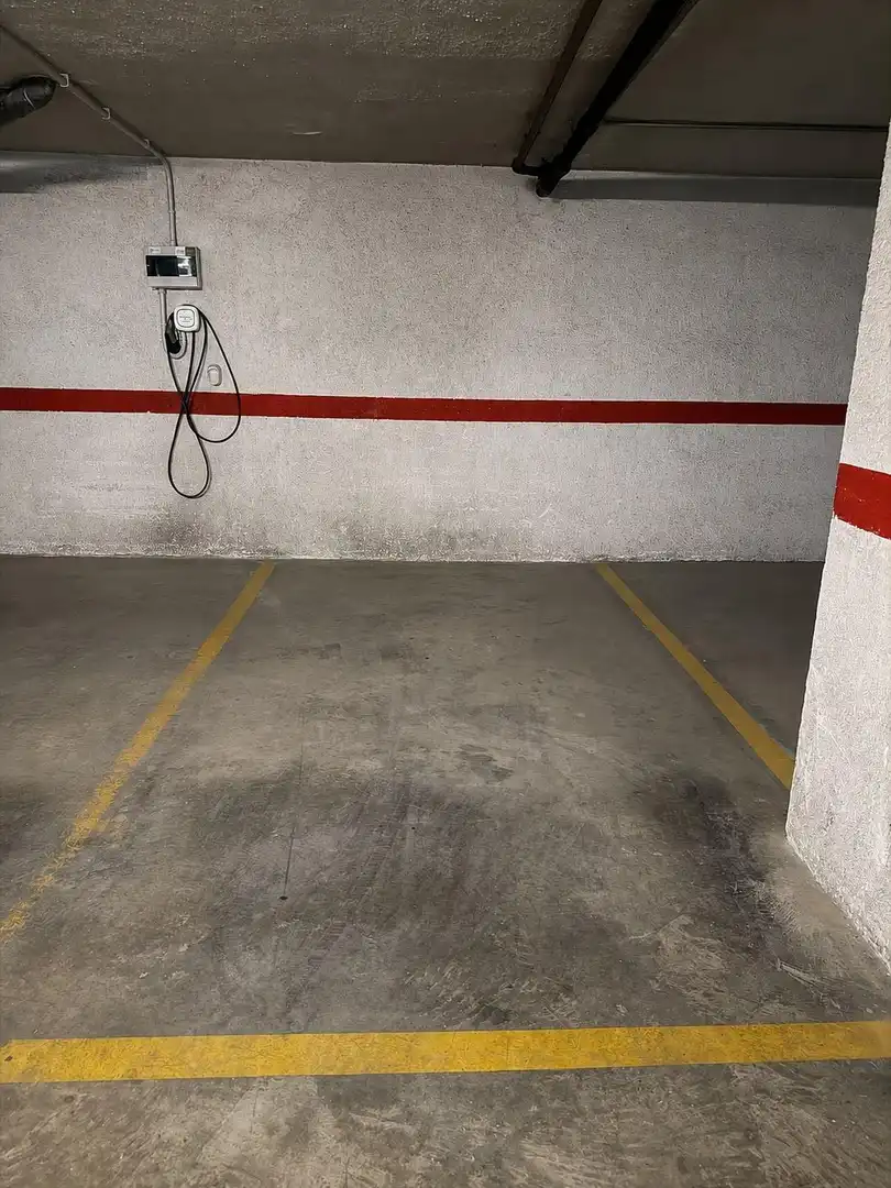 Parking of Flat for sale in Valencia  with Balcony