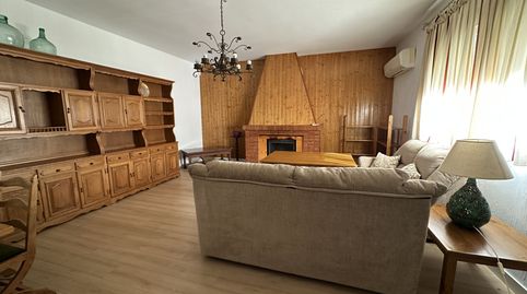 ESTUPENDO CHALET LA YEDRA URBANIZACIÓN PRIVADA