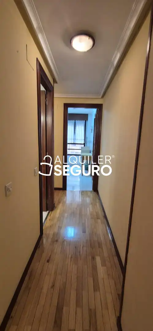 Wohnung zur Miete in Oviedo  mit Heizung, Terrasse und Möbliert