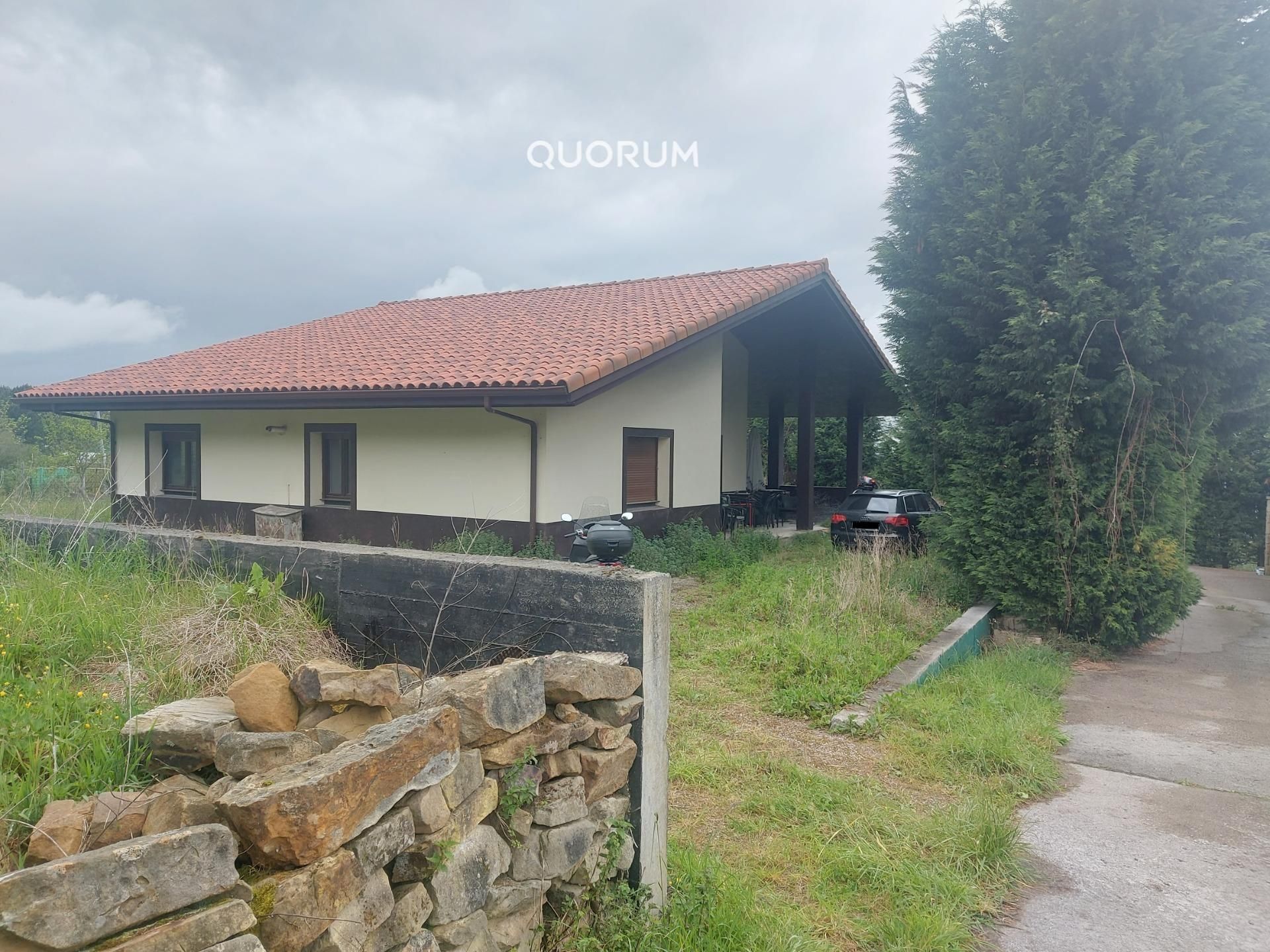 Vista exterior de Casa o xalet en venda en Zamudio amb Calefacció, Jardí privat i Terrassa