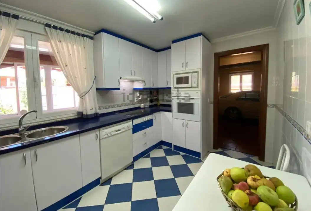 Cocina de Casa o chalet en venta en Buenavista con Calefacción, Jardín privado y Parquet