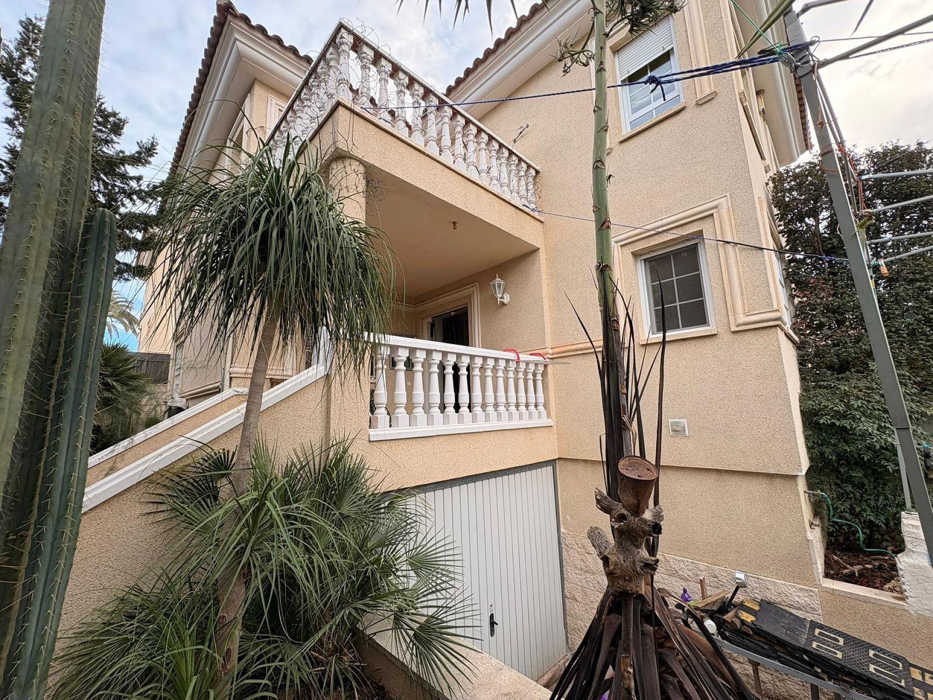 Exterior view of Single-family semi-detached for sale in Elda  with Terrace