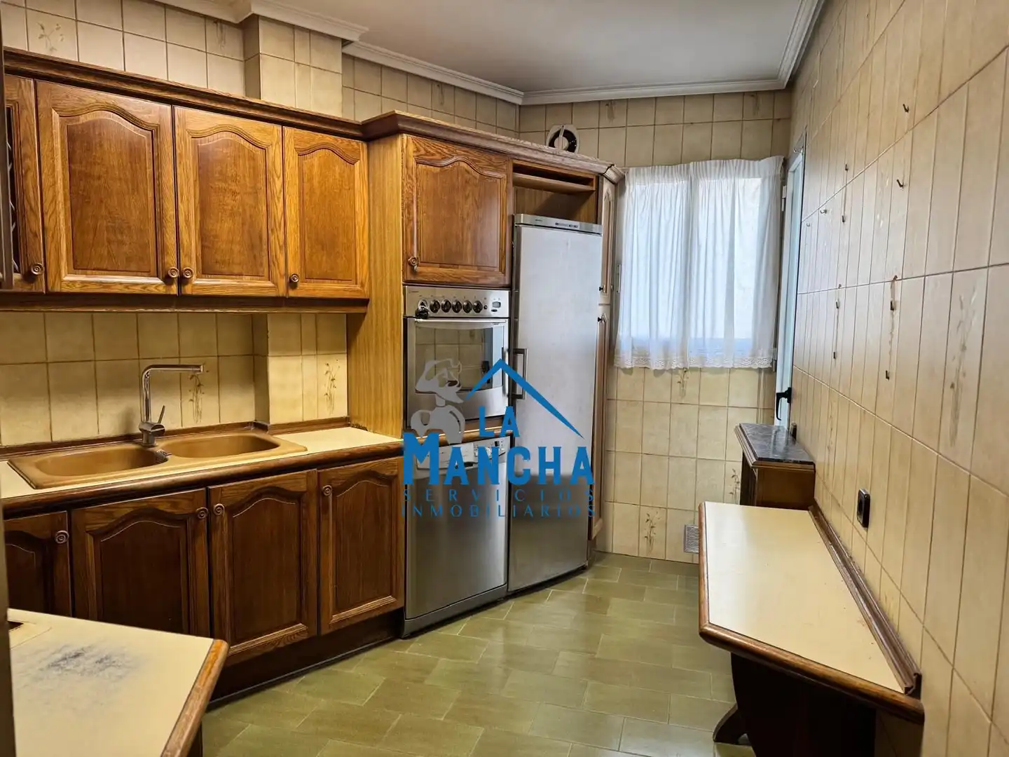 Cuina de Pis en venda en Albacete amb Aire condicionat, Calefacció i Terrassa