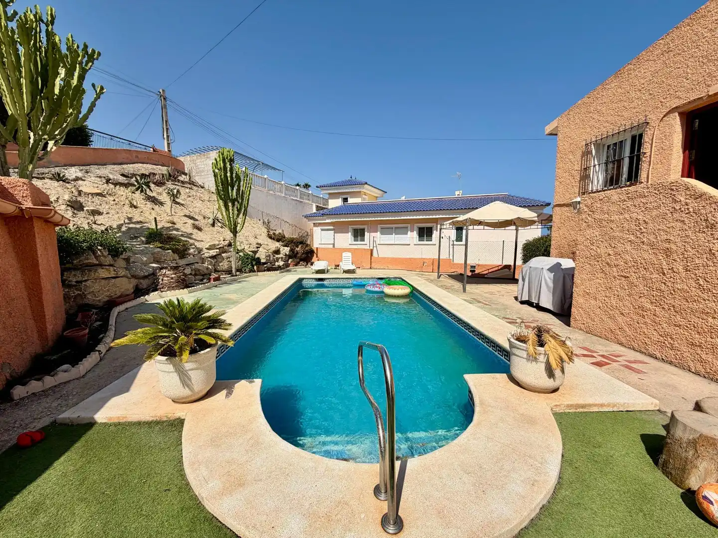 Swimming pool of Houses for sale in El Campello  with Air Conditioner, Heating and Terrace
