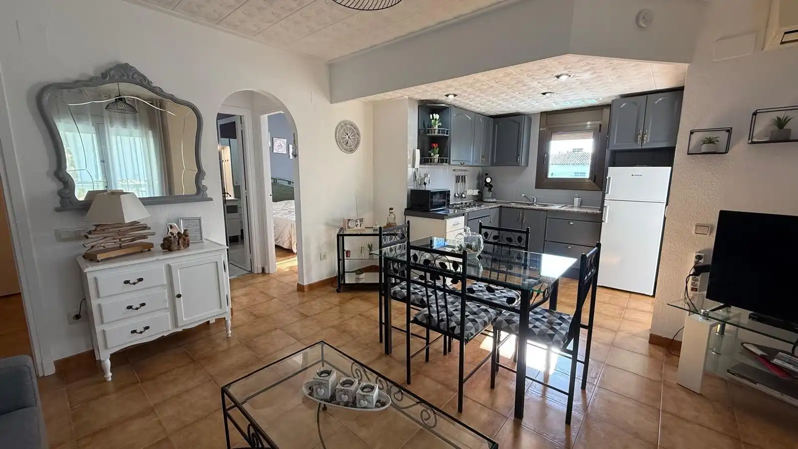 Cocina de Apartamento en venta en Empuriabrava con Aire acondicionado, Terraza y Amueblado