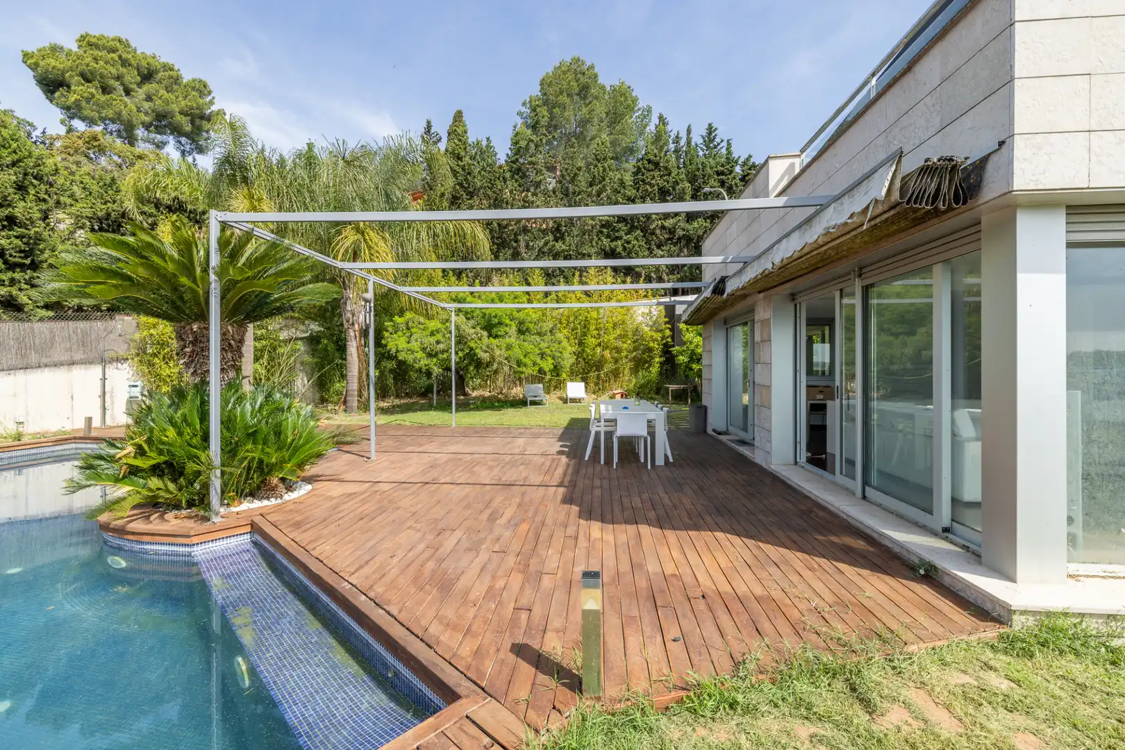Terrace of Houses for sale in Cerdanyola del Vallès  with Furnished