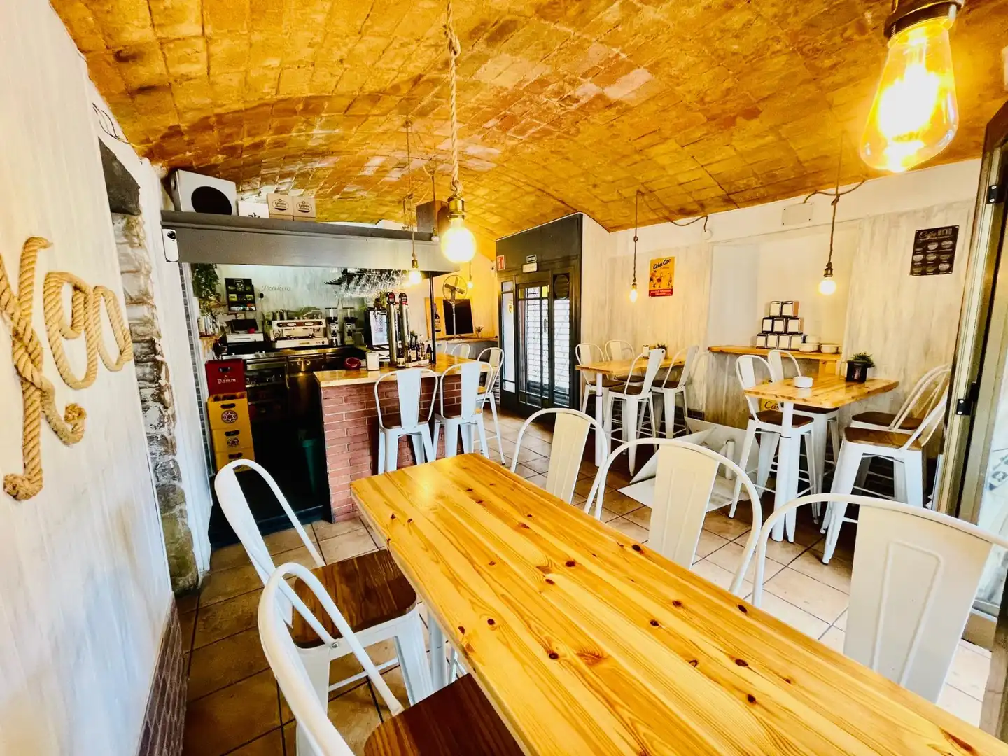 Business premises for sale in Tordera pueblo, imagen 3
