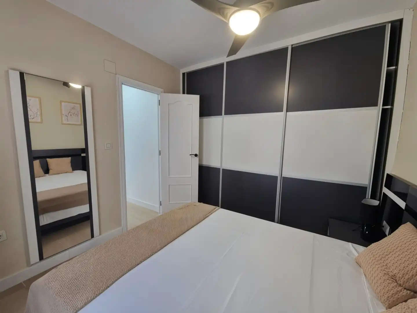 Bedroom of Flat for rent in Plasencia  with Furnished and Balcony