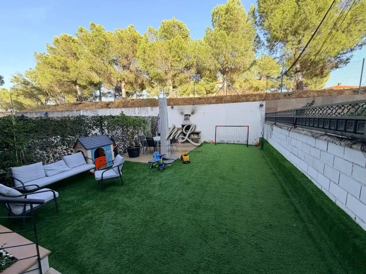 Jardín de Casa adosada en venta en Santa Cruz del Retamar con Aire acondicionado, Calefacción y Jardín privado