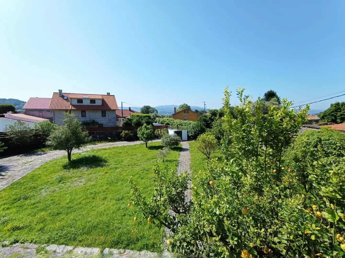 Jardí de Casa o xalet en venda en Pontevedra Capital  amb Jardí privat, Terrassa i Traster