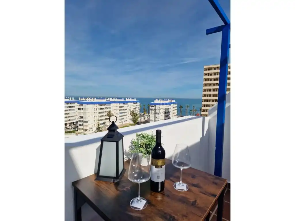 Außenansicht von Maisonette zum Verkauf in Benalmádena mit Klimaanlage, Privatgarten und Terrasse