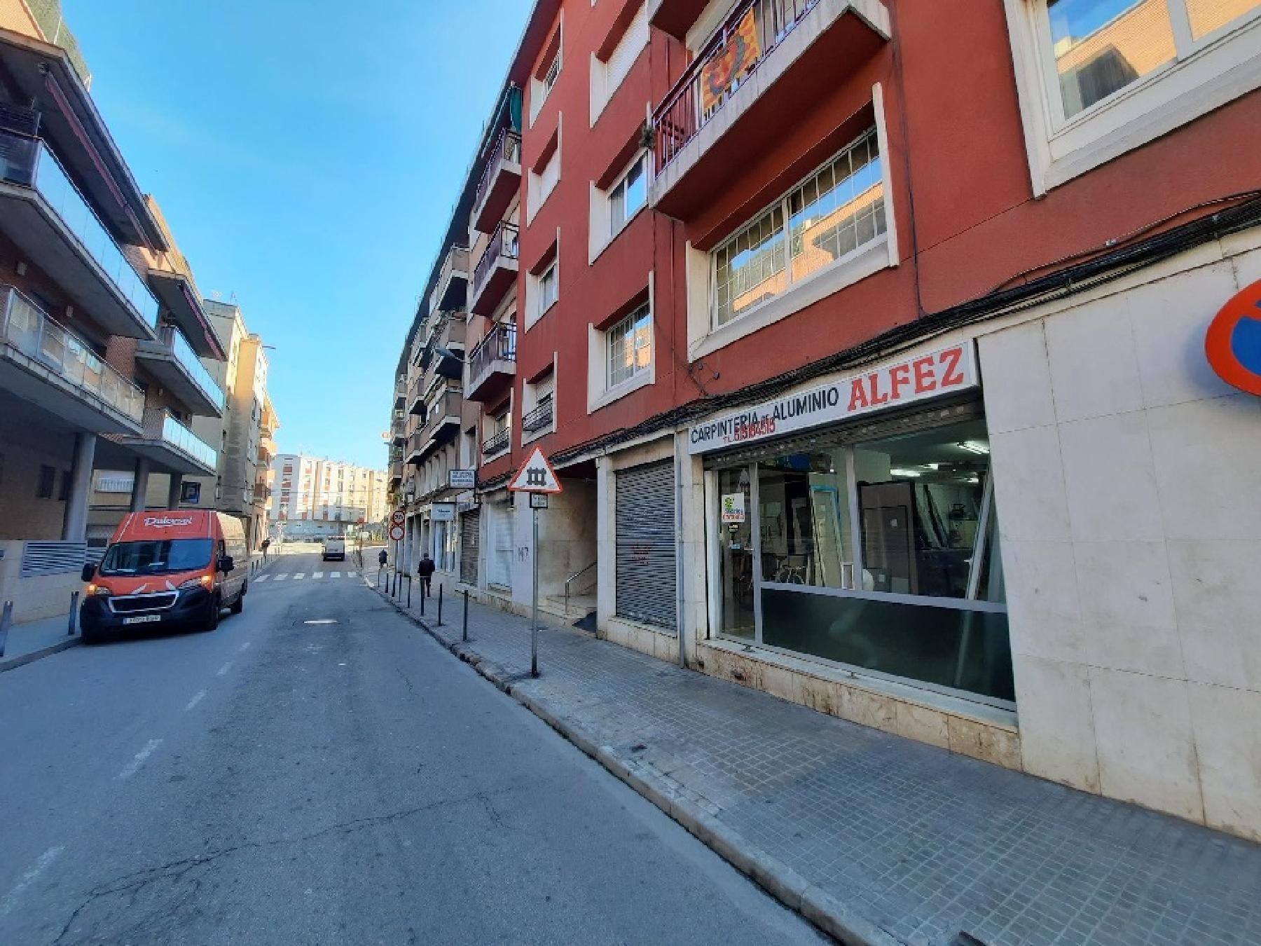 Vista exterior de Pis en venda en Montcada i Reixac