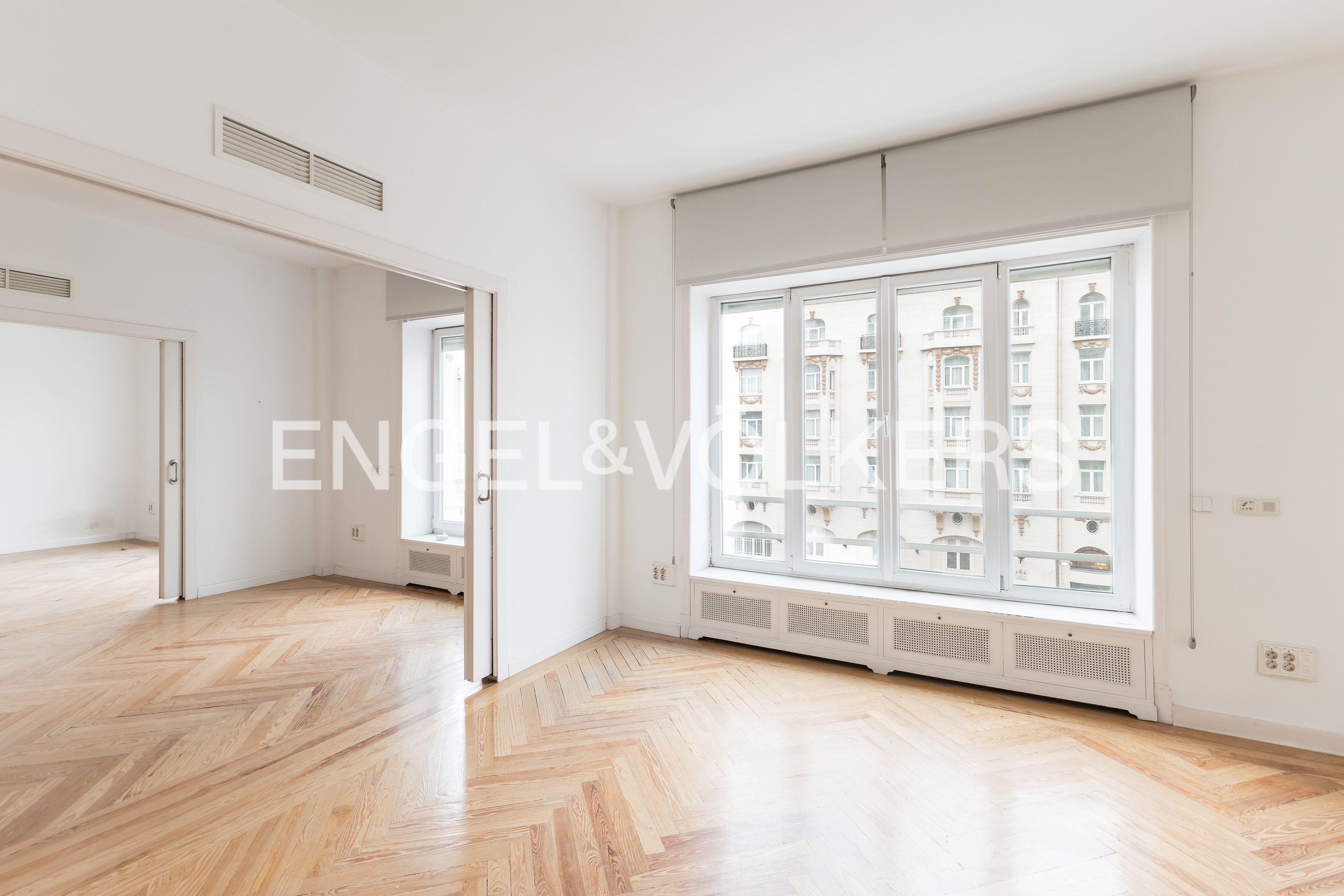 Apartament en venda a Cortes - Huertas