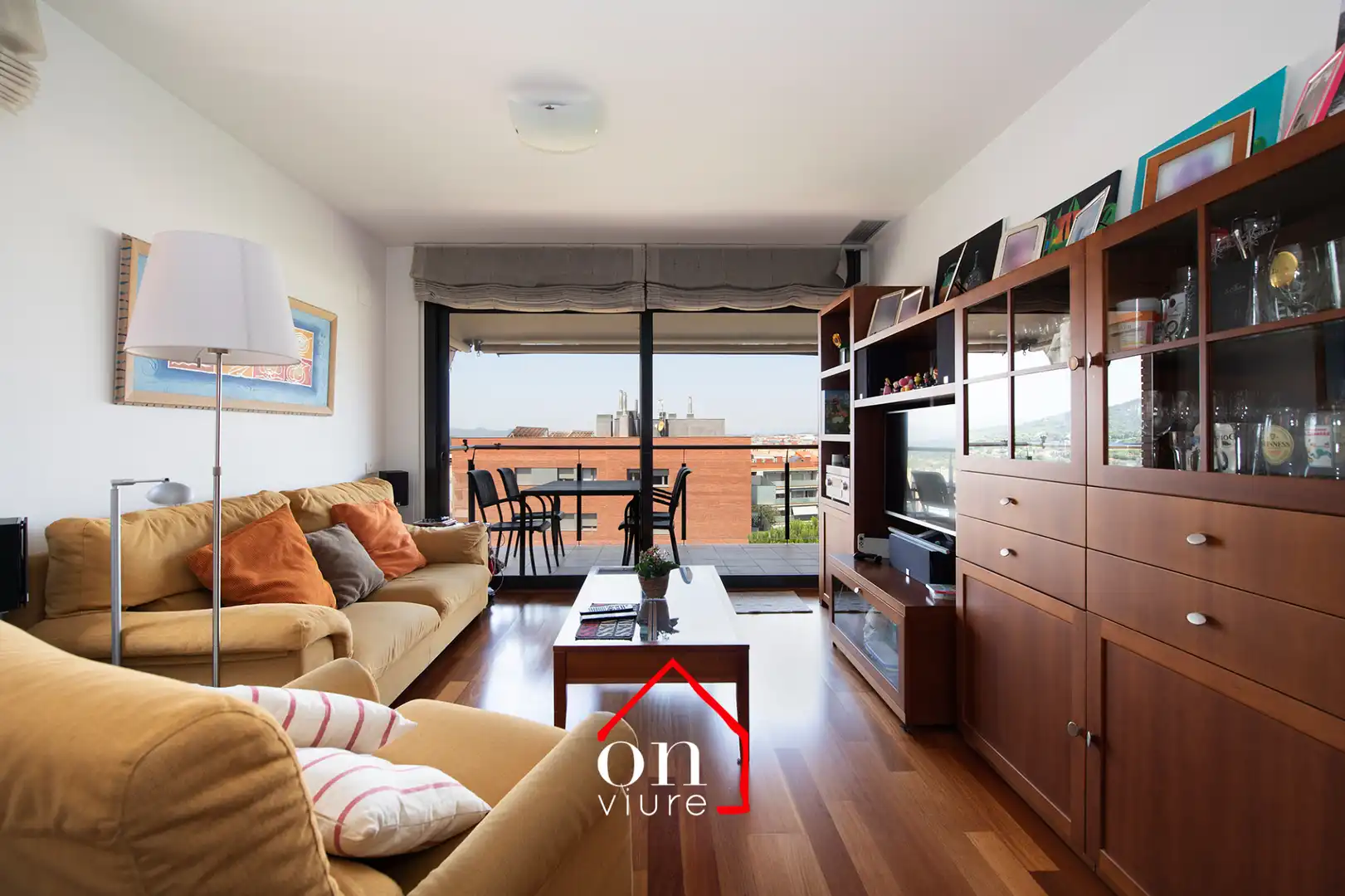 Living room of Attic for sale in Sant Cugat del Vallès  with Air Conditioner, Heating and Parquet flooring