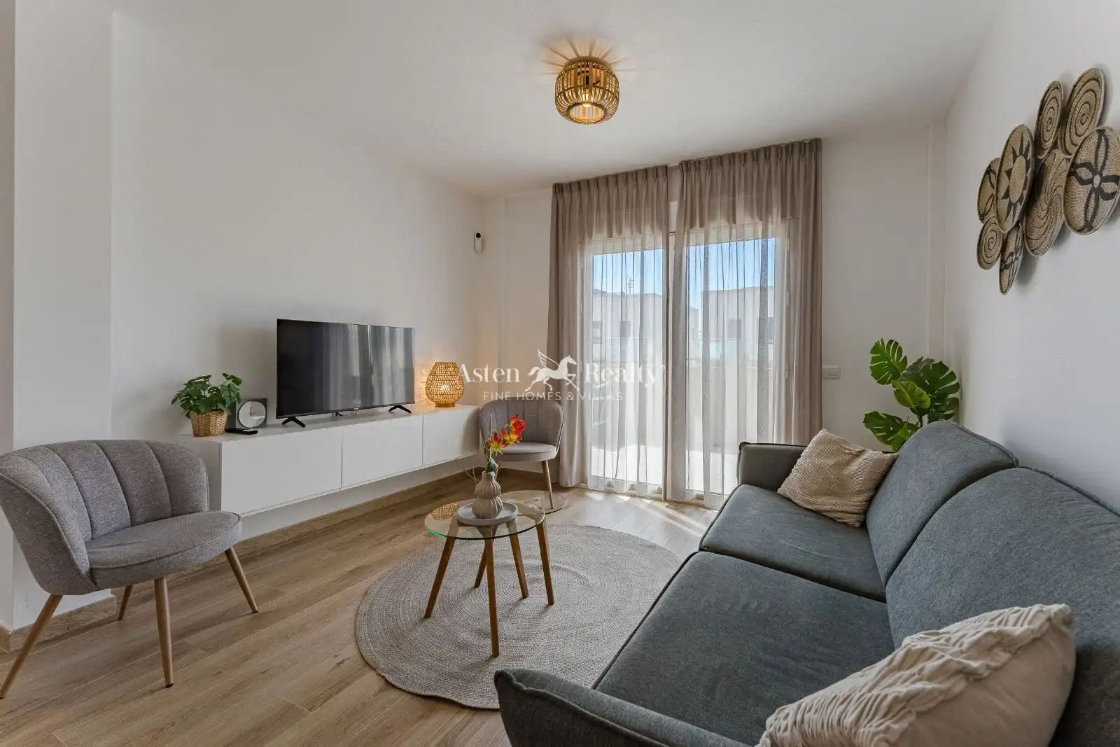 Wohnzimmer von Wohnung zum Verkauf in Arona mit Klimaanlage, Privatgarten und Terrasse