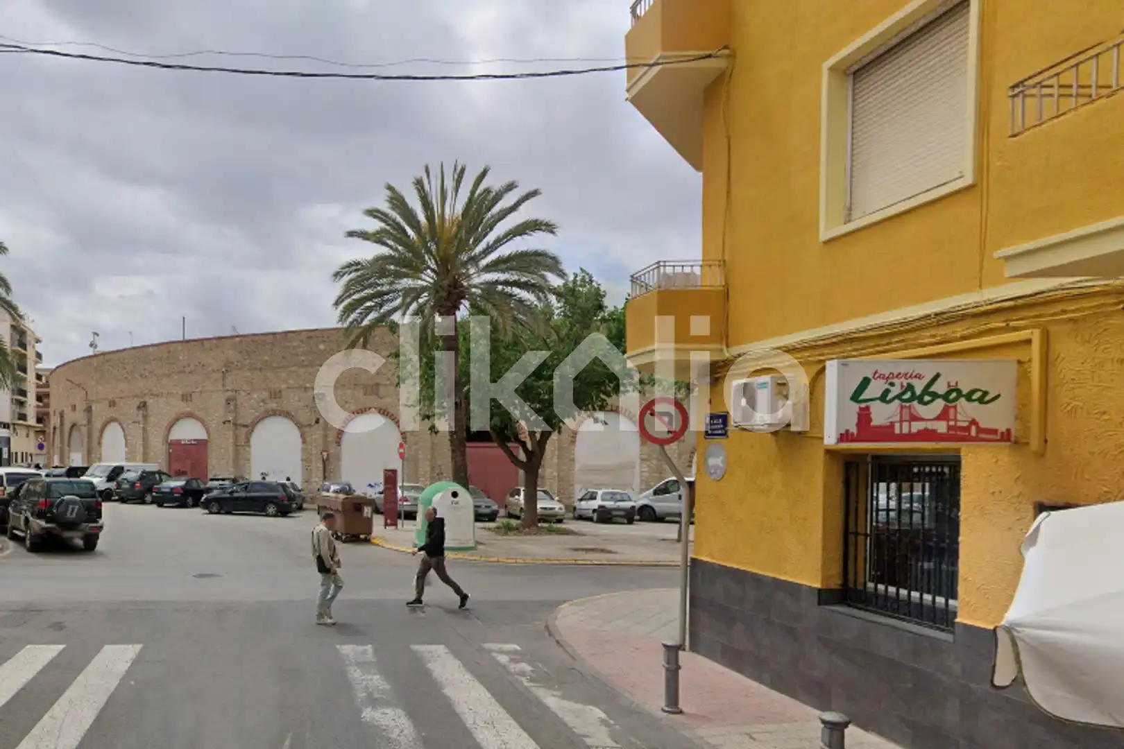 Exterior view of Houses for sale in Elda  with Terrace and Swimming Pool