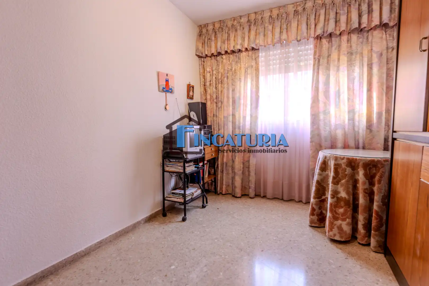 Schlafzimmer von Wohnung zum Verkauf in Mislata mit Klimaanlage, Abstellraum und Balkon