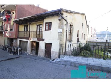 Casa en venda a Calle El Comercio