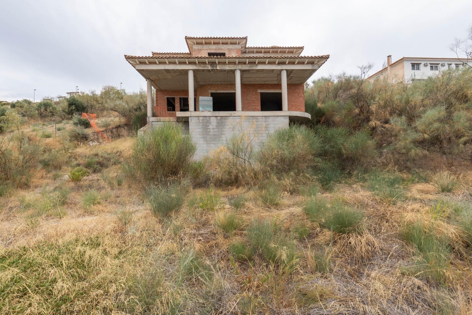 House or chalet for sale in Calle Güevéjar, Altos de la Zubia