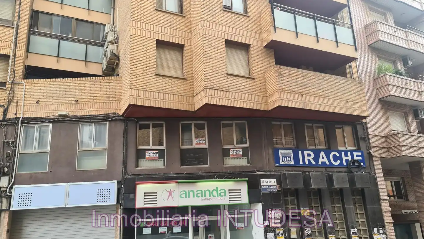 Oficina en venta en Diaz Bravo, Centro