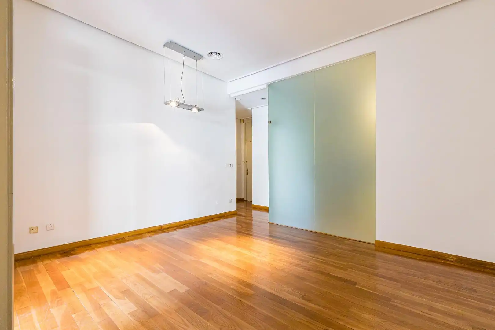 Flat for sale in Murcia  with Air Conditioner