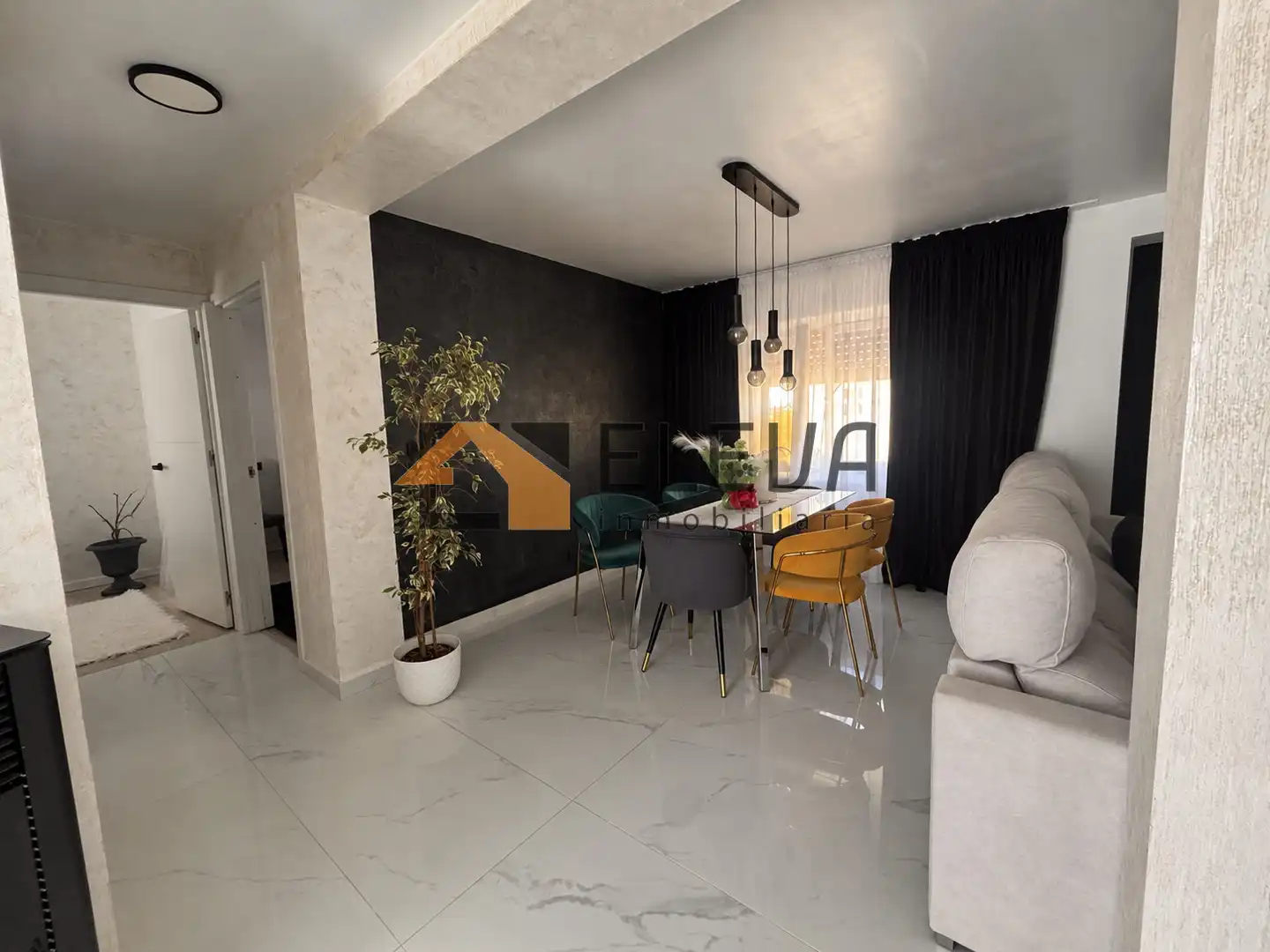 Comedor de Piso en venta en La Roda, Albacete