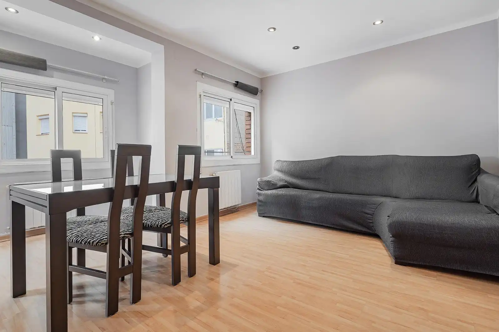 Living room of Flat for sale in  Barcelona Capital  with Heating