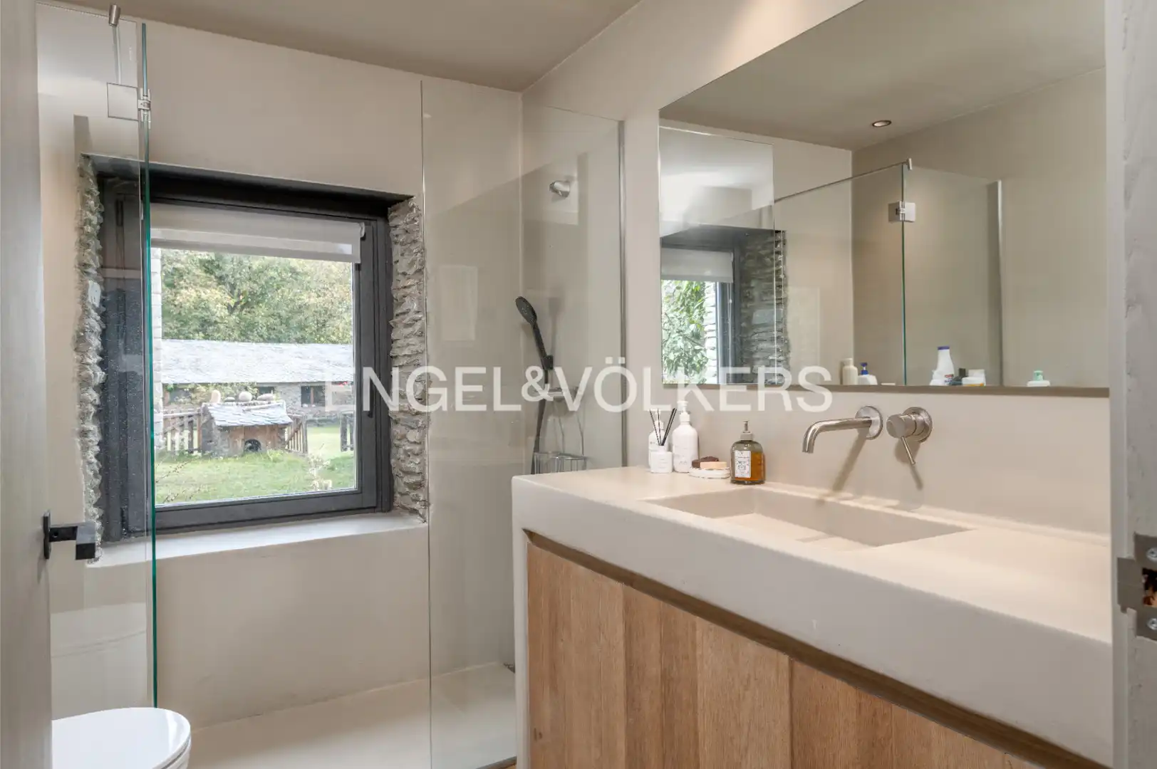 Baño de Casa o chalet en venta en Bolvir con Calefacción, Jardín privado y Parquet