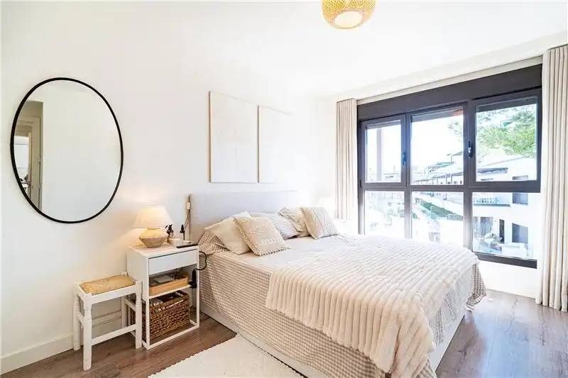 Bedroom of Flat for sale in Calvià  with Air Conditioner, Terrace and Community pool