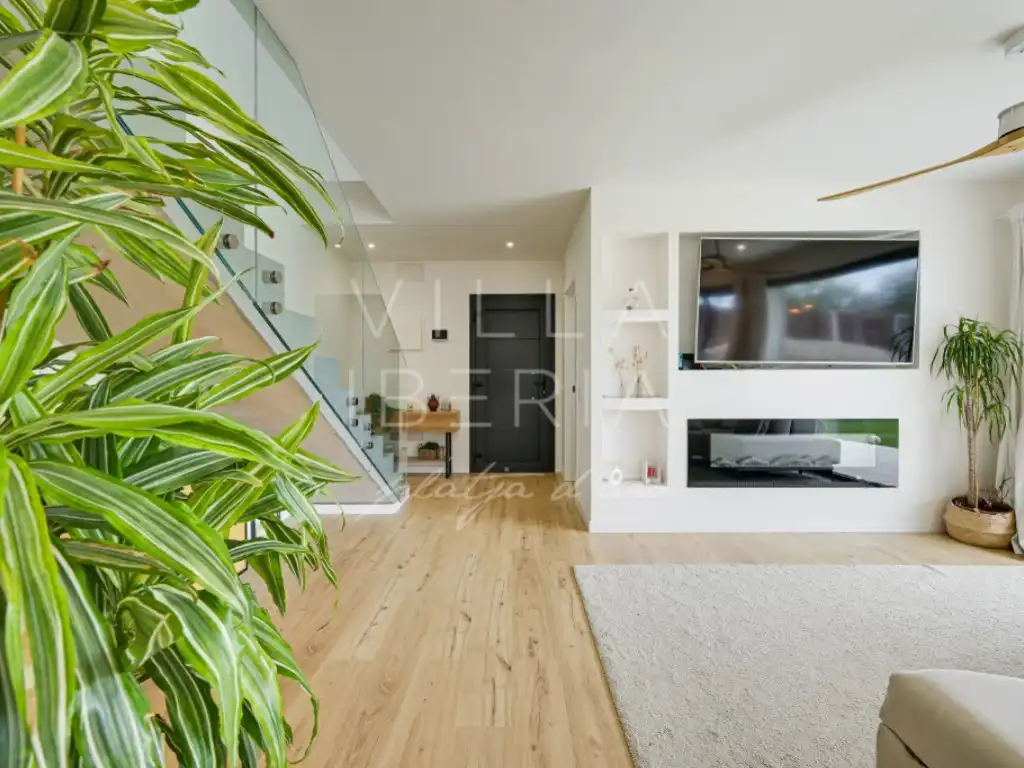 Living room of Houses for sale in Calonge i Sant Antoni  with Air Conditioner, Heating and Private garden