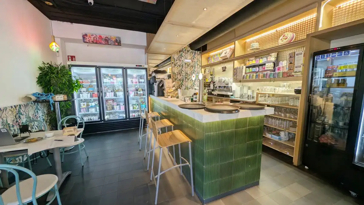 Local comercial en venta en Avenida Artista Remigio Soler López, imagen 12