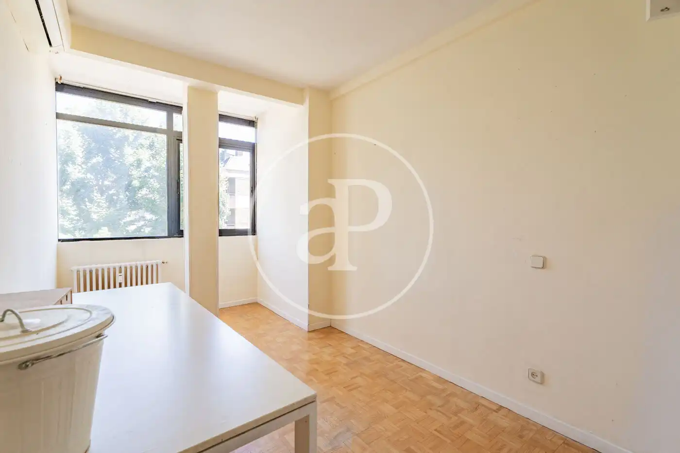 Habitación de Piso de alquiler en Madrid con Aire acondicionado, Calefacción y Jardín privado