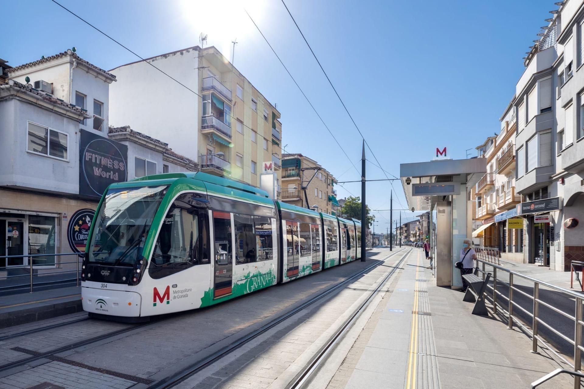 Exterior view of Attic for sale in Maracena  with Balcony
