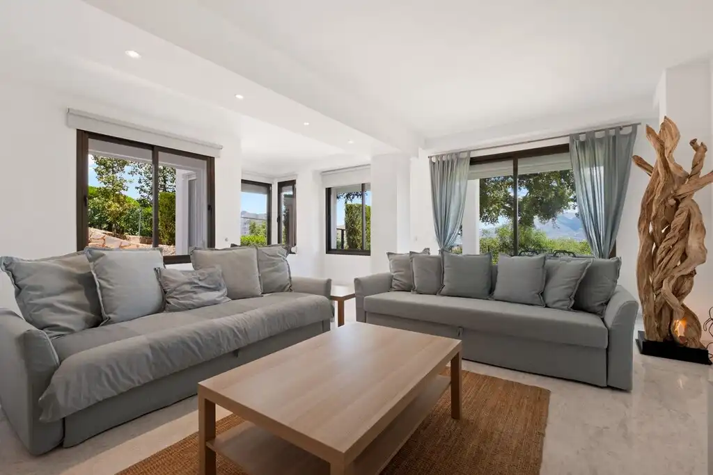 Sala de estar de Planta baja en venta en Ojén con Aire acondicionado, Jardín privado y Terraza