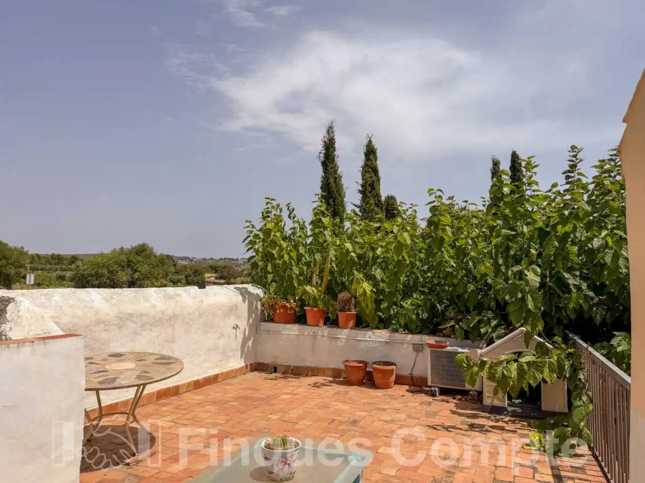 Terrassa de Finca rústica en venda en El Vendrell amb Aire condicionat, Calefacció i Jardí privat