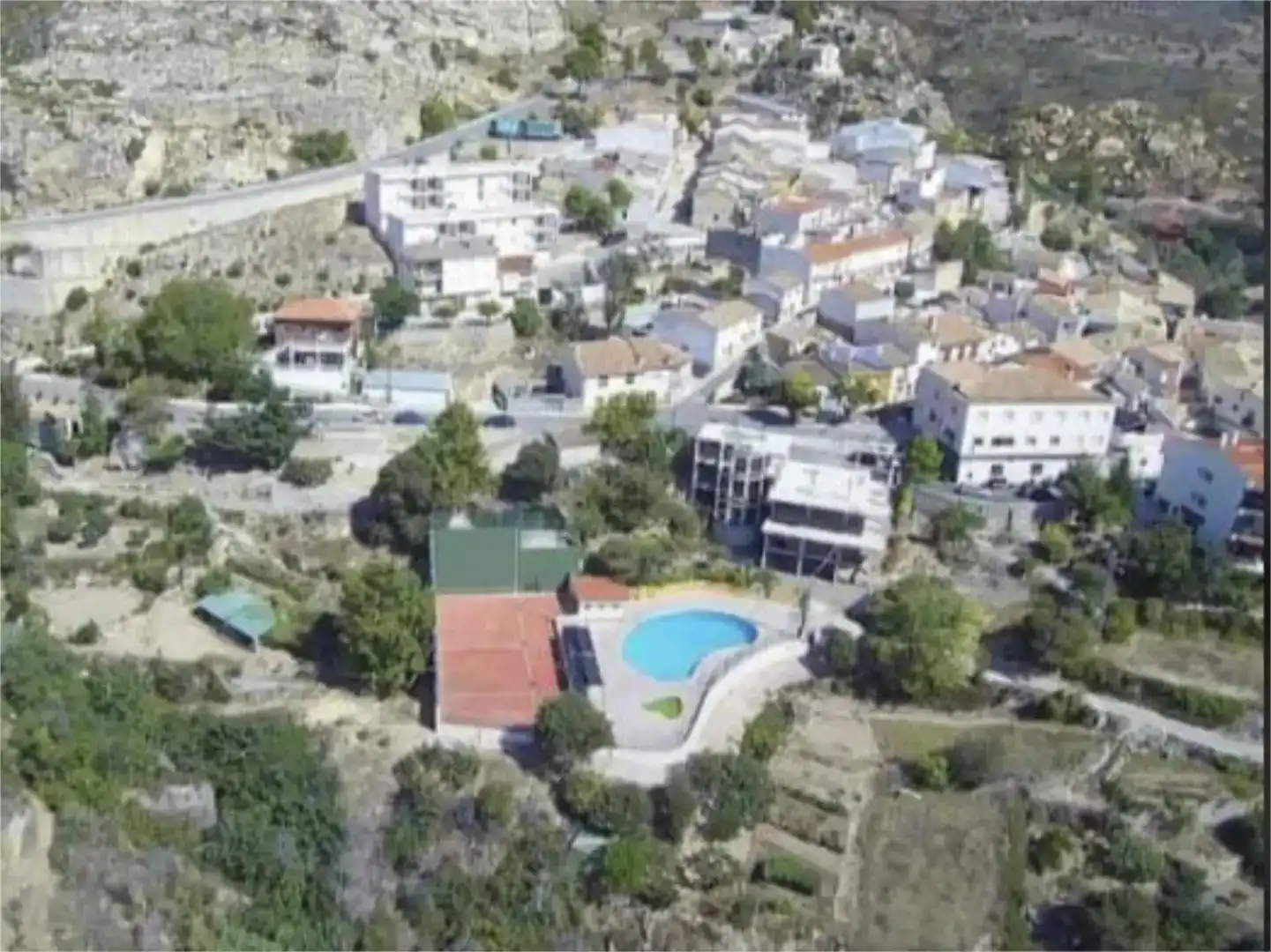 Vista exterior de Pis en venda en Cortes de Pallás amb Aire condicionat i Balcó