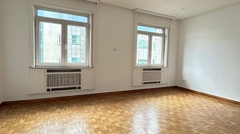 Foto 2 de Pis en venda a Rúa Curros Enríquez, Centro, Ourense