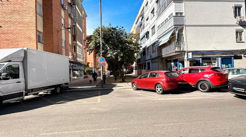 Foto 4 de Piso en venta en Reyes, Madrid