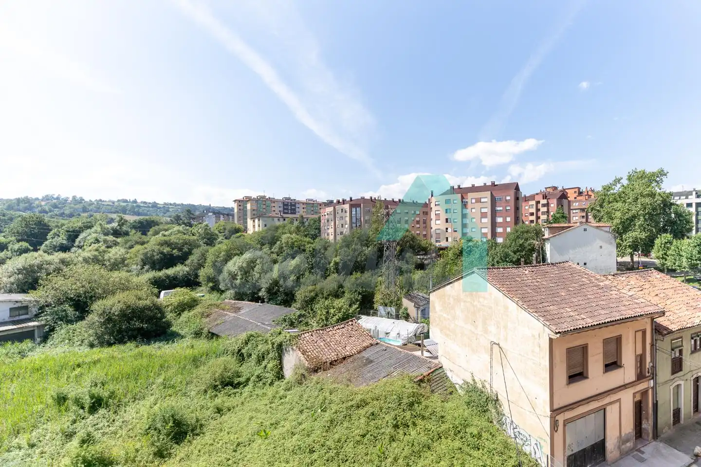 Exterior view of Flat for rent in Oviedo   with Heating, Parquet flooring and Furnished