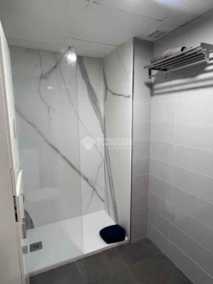 Bany de Pis de lloguer en El Ejido amb Calefacció i Balcó