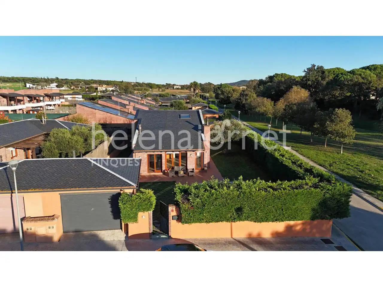 Vista exterior de Casa o xalet en venda en Vidreres amb Aire condicionat, Calefacció i Jardí privat