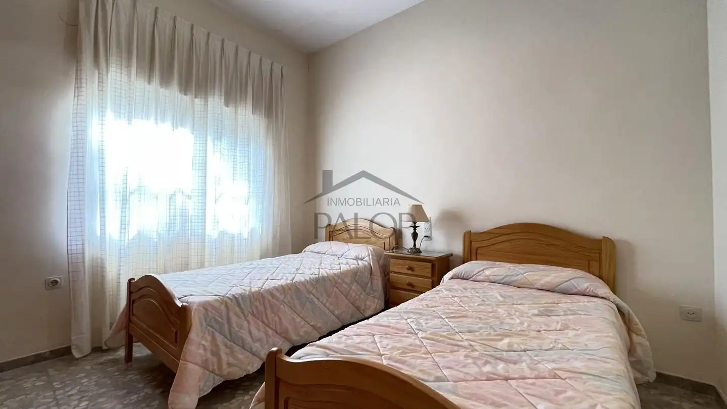 Habitación de Finca rústica en venta en Carcaixent con Jardín privado, Terraza y Trastero
