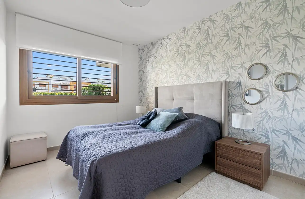Dormitori de Apartament en venda en Orihuela amb Aire condicionat, Calefacció i Jardí privat