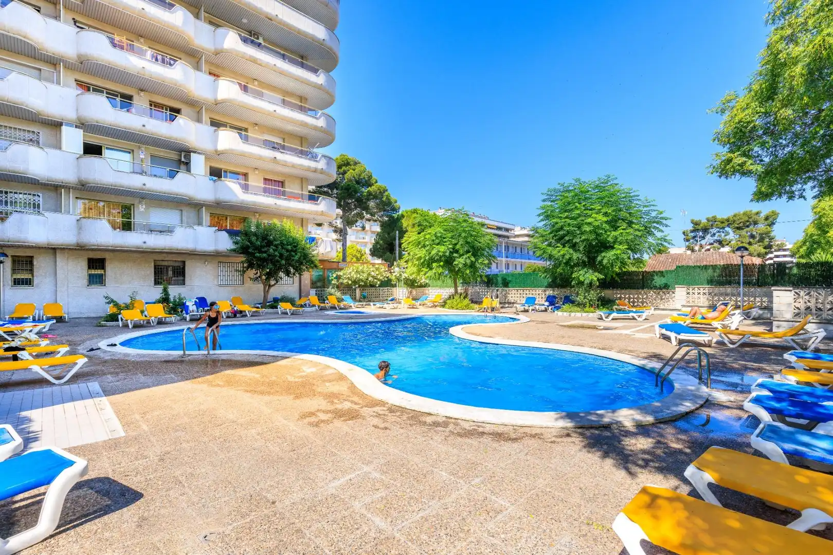 Apartamento con piscina en venta en Carrer FRA JUNIPER SERRA, imagen 33