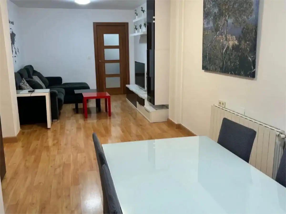 Living room of Flat for rent in Granada  with Air Conditioner, Heating and Furnished