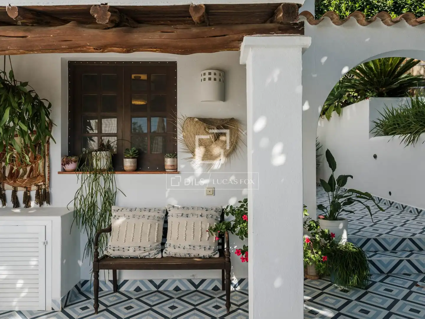 Terrassa de Casa o xalet en venda en Santa Eulària des Riu amb Aire condicionat, Calefacció i Jardí privat