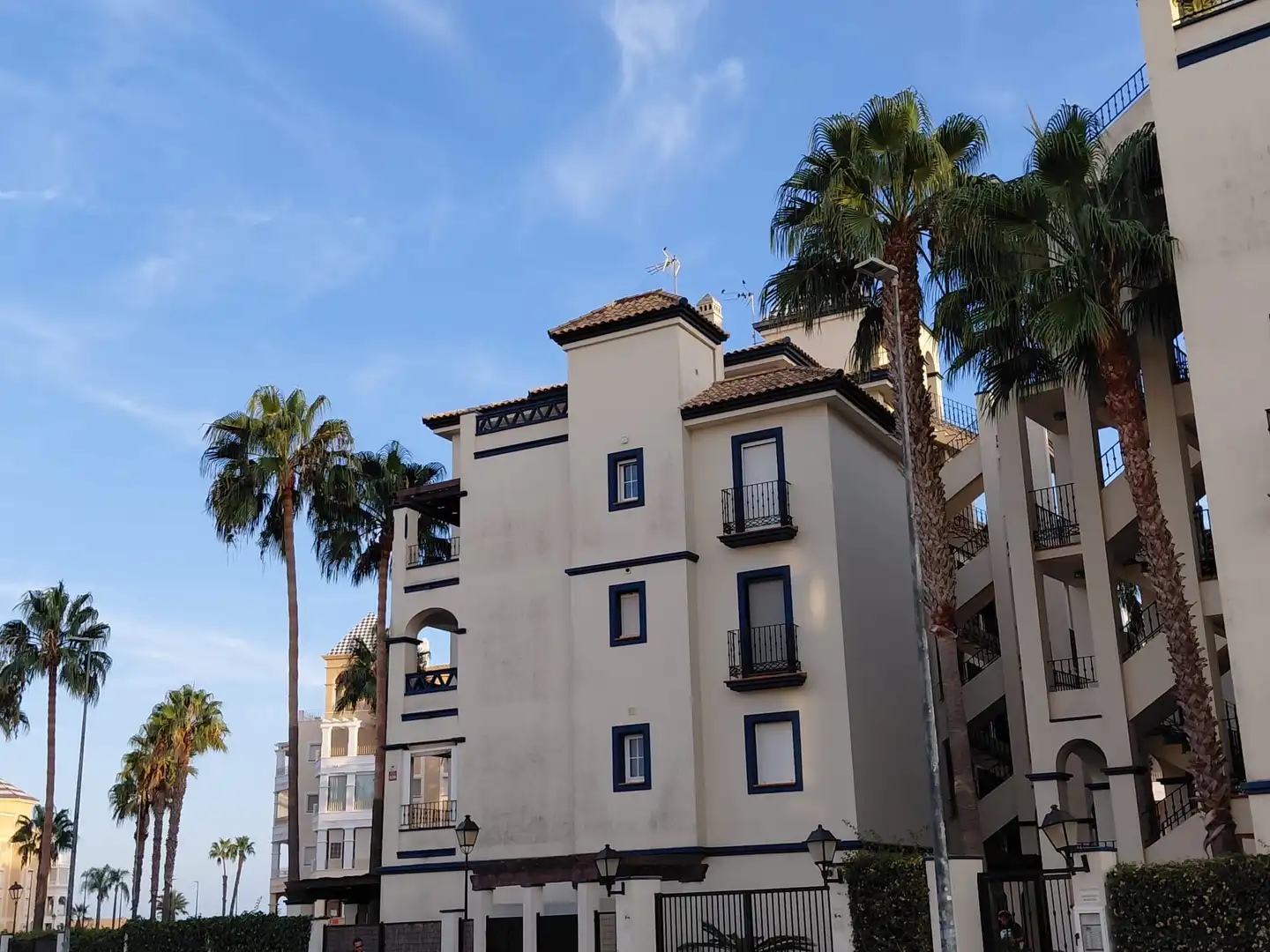 Flat with terrace for sale in Calle ROBALITO  - URBANIZACION  FARO III, imagen 9
