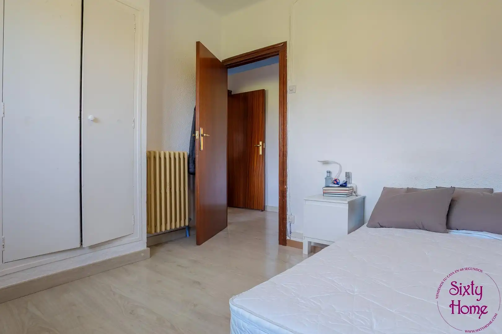 Dormitori de Pis en venda en Huesca amb Calefacció i Moblat
