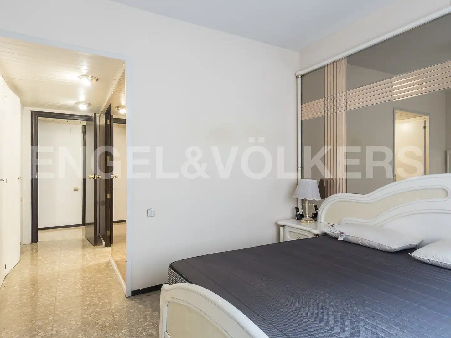 Bedroom of Flat for rent in Barcelona  with Air Conditioner, Heating and Parquet flooring
